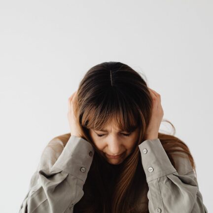 pexels-karola-g-7273375